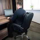 Kép 4/15 - Irodai szék lábtartóval - fekete