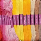 Kép 20/22 - Hímzőkészlet 100 színnel