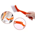 Kép 8/10 - Tisztító kefe, réskaparó