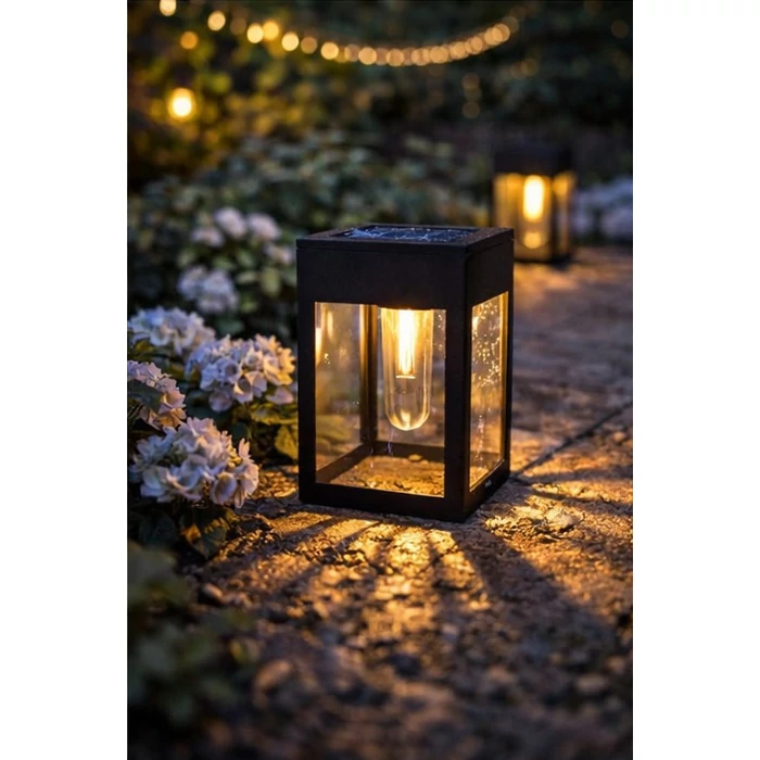 Napelemes fali lámpa