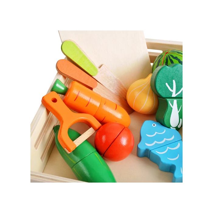 Fából készült darabolható zöldségek