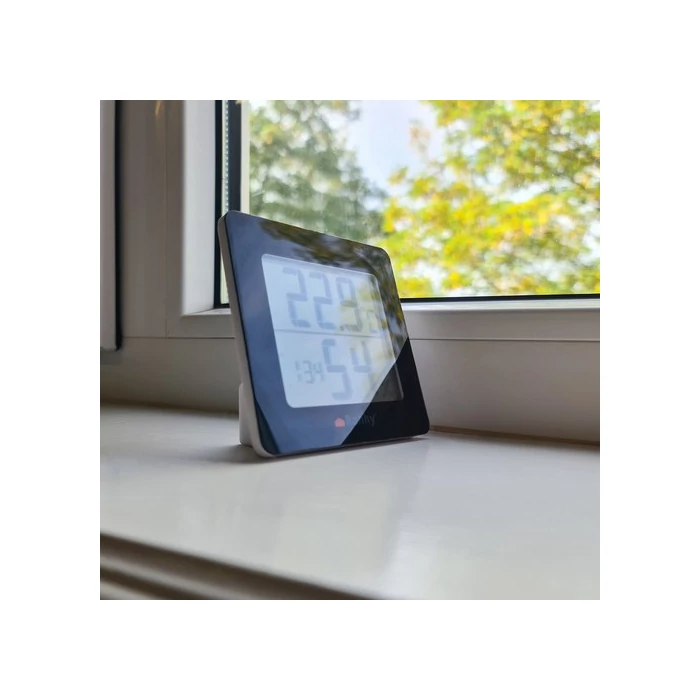 Digitális LCD kijelzős páratartalom- és hőmérő ébresztőórával