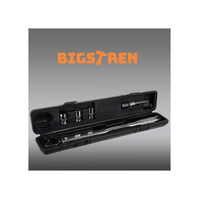 Nyomatékkulcs készletben