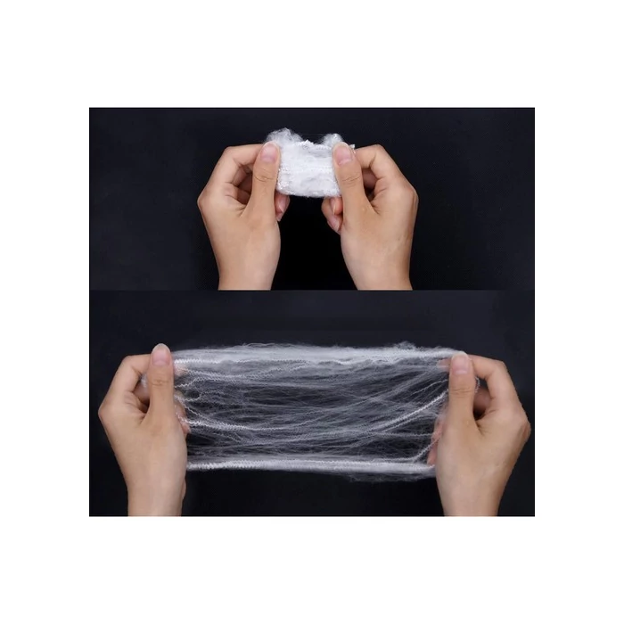 Mesterséges pókháló 2 műanyag pókkal