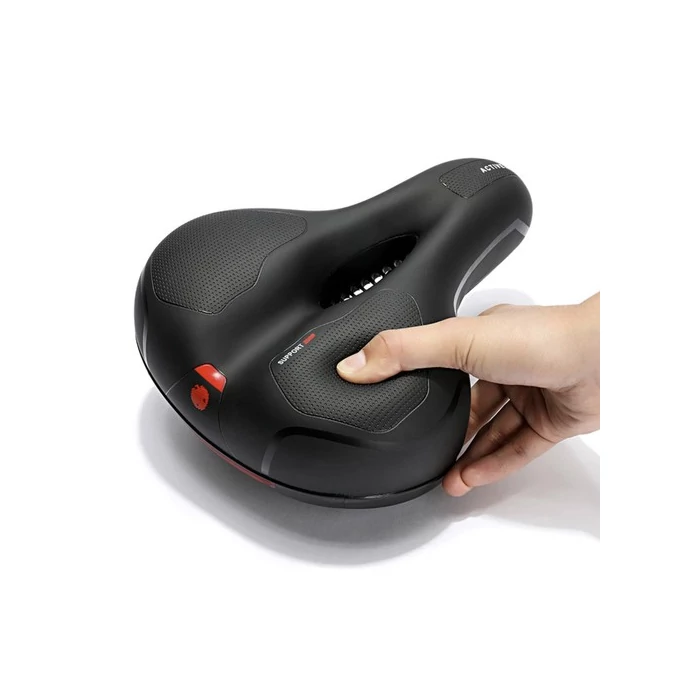 Kerékpár ülés fényvisszaverő csíkkal