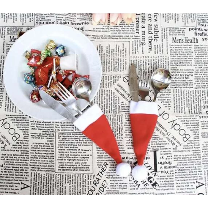 Karácsonyi evőeszköz tartó 12 részes - Mikulássapka