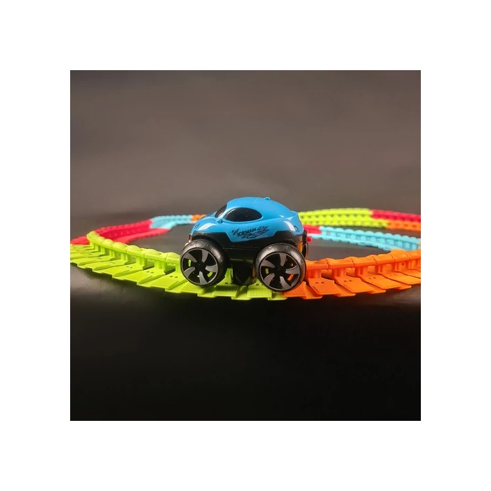 Rugalmas autópálya + világító autó – 4,8m