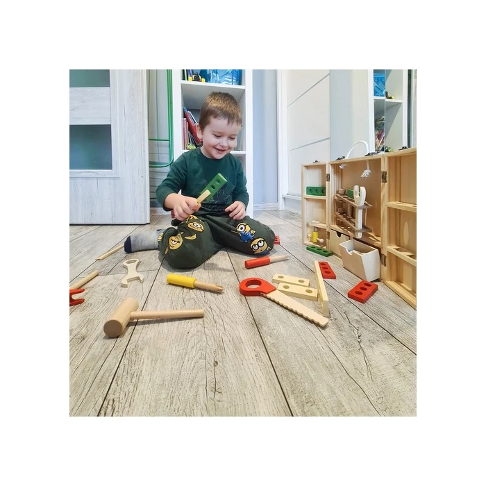 Gyermek fa szerszámkészlet + doboz