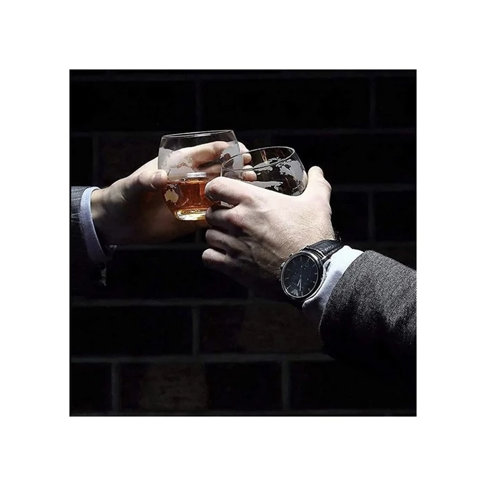 Földgömb alakú whiskey kancsó készlet