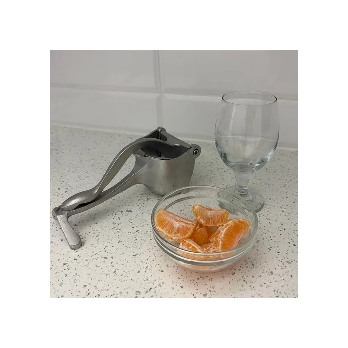 Kézi citrusfacsaró