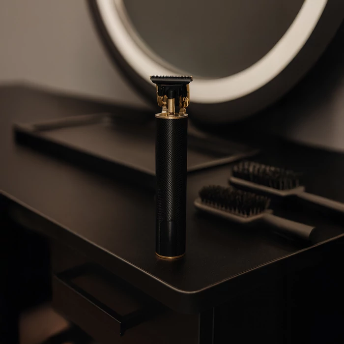 Akkus haj- és szakállvágó trimmer