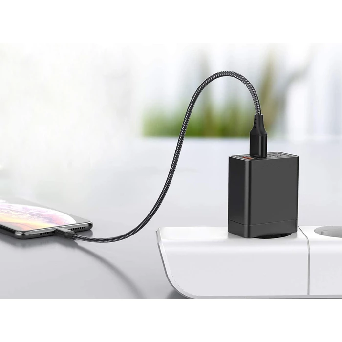 4xUSB gyorstöltő 3.0