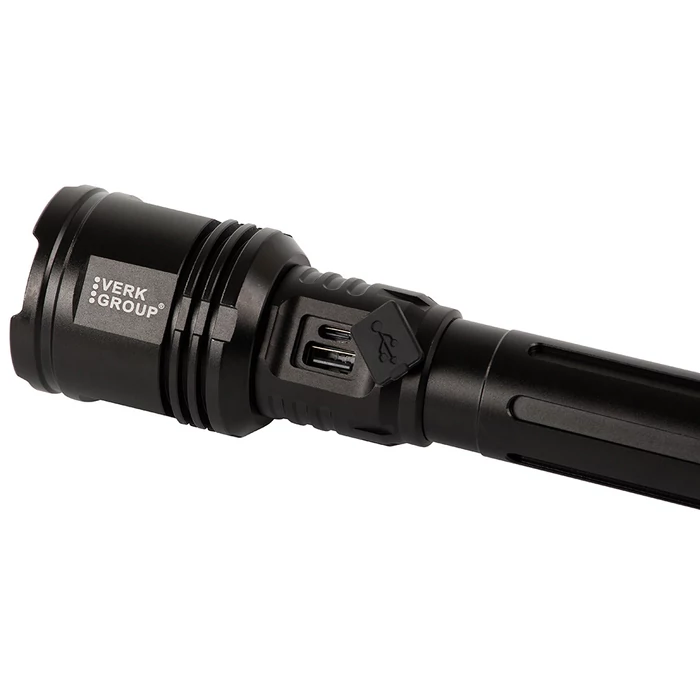 Cree XHP160 zseblámpa