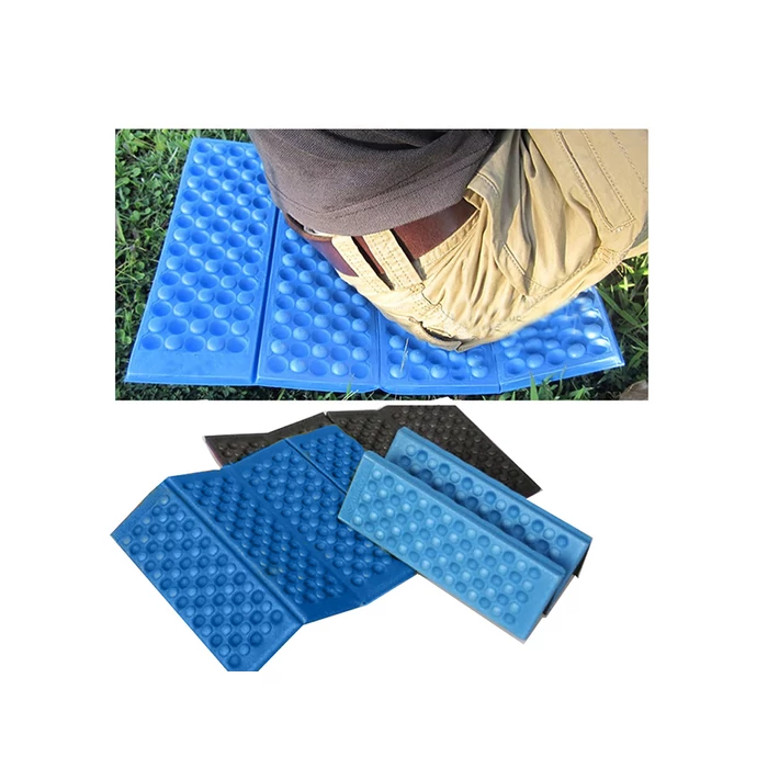 Összecsukható szőnyeg kempingezéshez