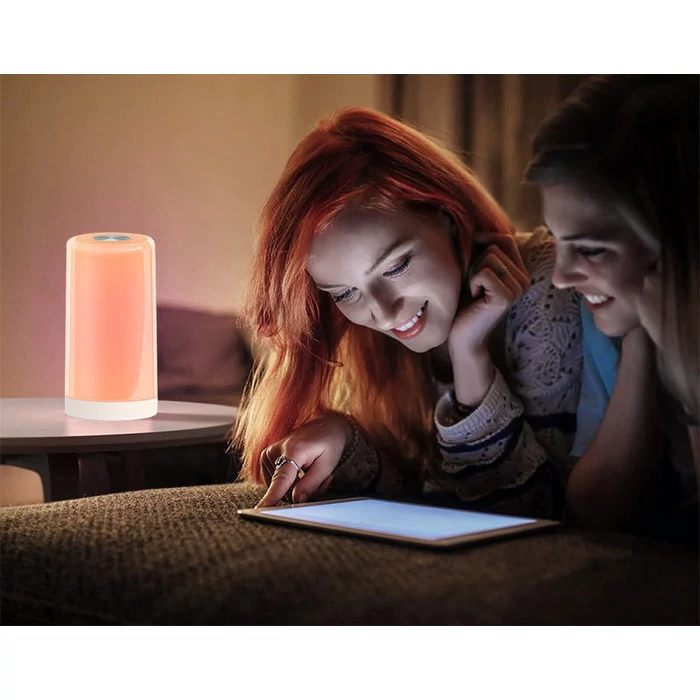 Érintőkapcsolós, akkus éjjeli lámpa 4 színnel