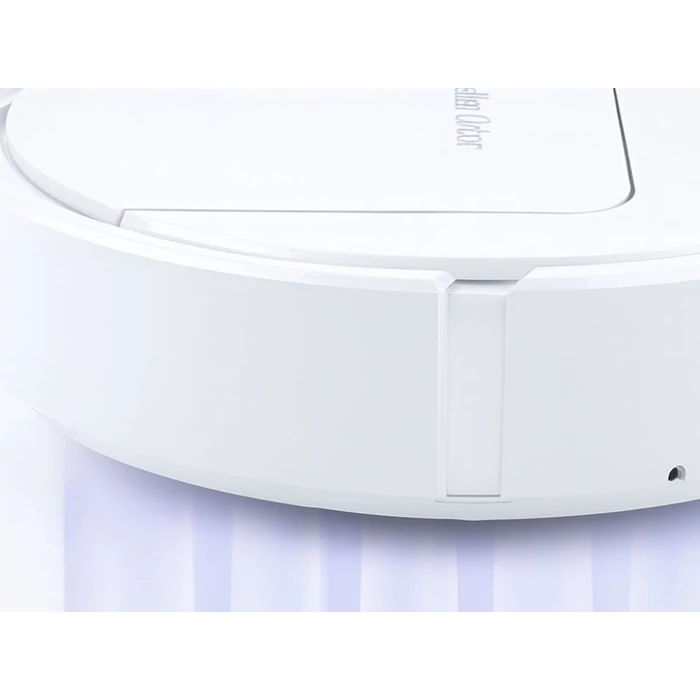 Vezeték nélküli robotporszívó, fehér